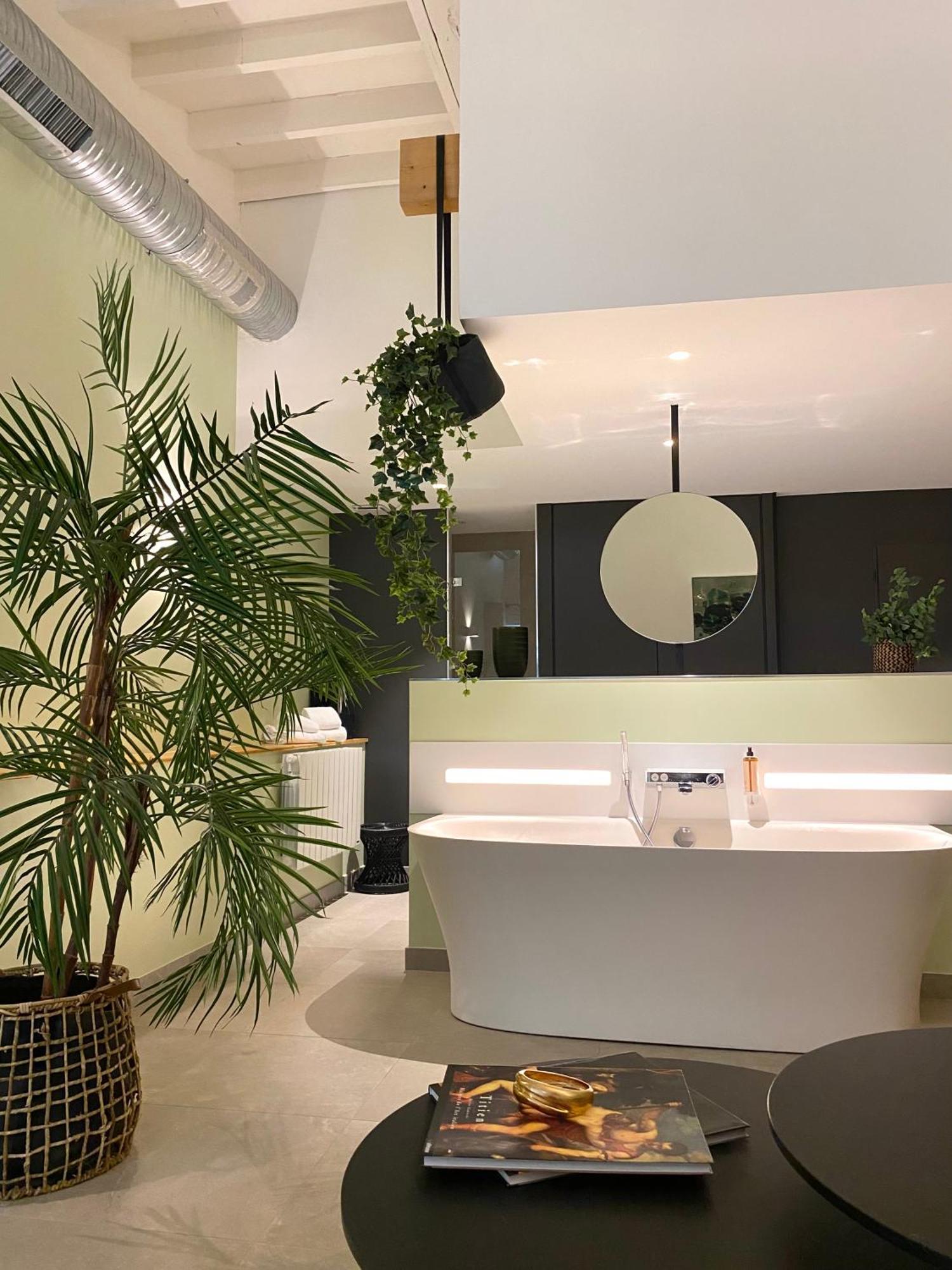 Mihotel Comte Lyon Extérieur photo